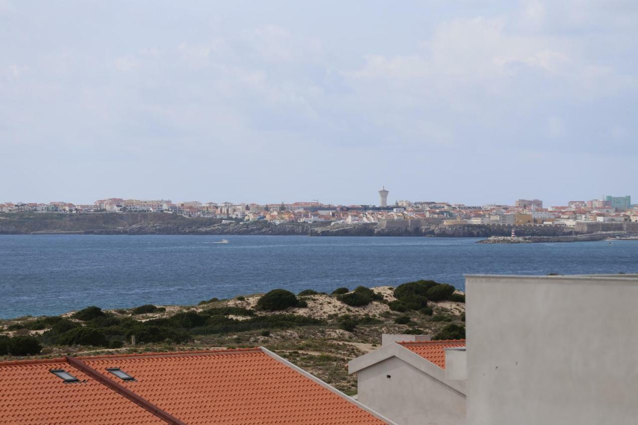 Surf And Stones Apartment Peniche Luaran gambar